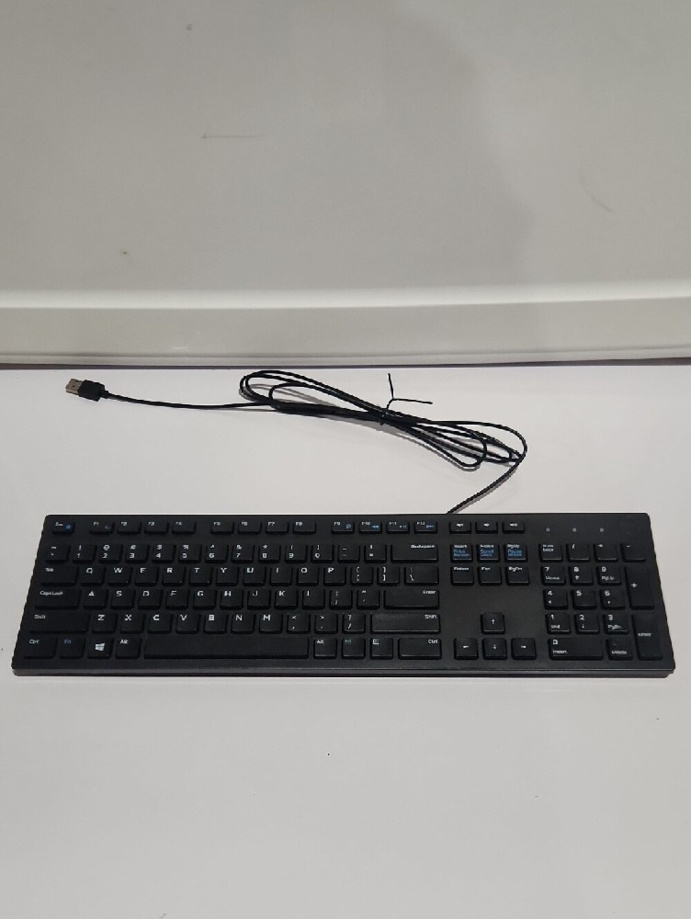 Dell Slim USB Keyboard - New In Box - Picture 5 of 10